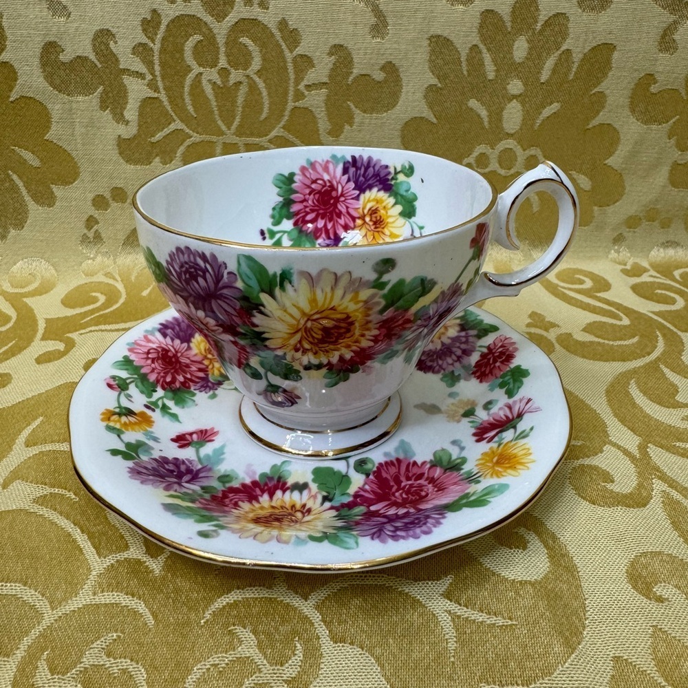 Autumn Glory Fine Bone China England Teacup and Saucer Set